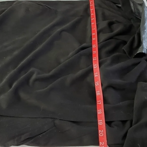 BLANKNYC Drape Front Oversized Jacket Size S Faux Leather Sleeves Lagenlook Chic - Picture 11 of 14